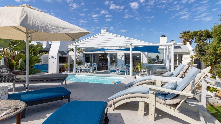 4 Bedroom Property for Sale in Grotto Bay Western Cape